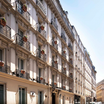 Paris budget hotels