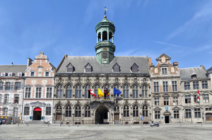City Hall, Mons