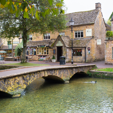 Bourton-on-the-Water inns and pub accommodation