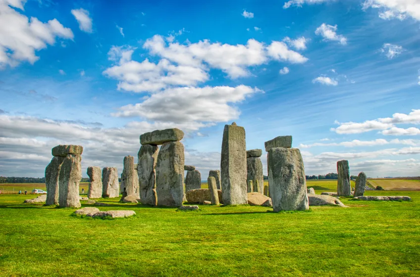 Discover Stonehenge | A Visitor's Introduction to Stonehenge