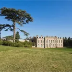 shutterstock 111690356