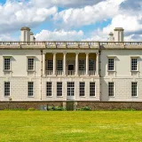 Shutterstock 2534456349