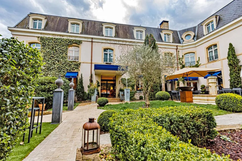 4&5 Star Hotels in Burgundy The Burgundy Luxury Hotel Guide