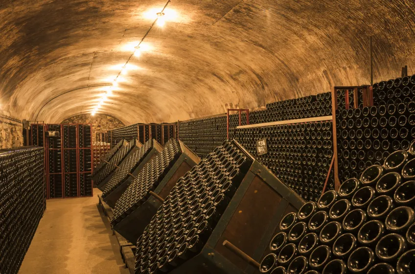 Champagne Cellars, Epernay