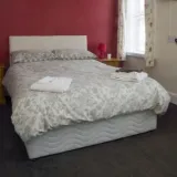 104513249