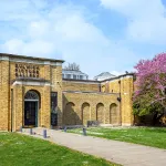 Shutterstock 2149107559