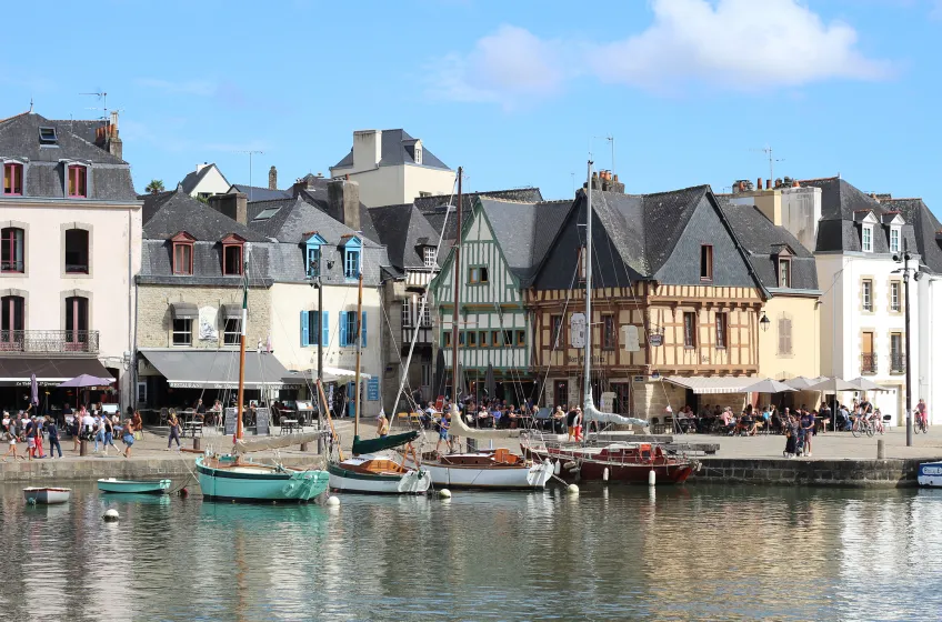 Auray