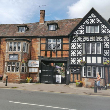 West Midlands inns and pub accommodation
