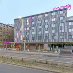 Moxy Hotel, Heathrow