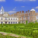 Shutterstock 145082203