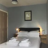 183505001