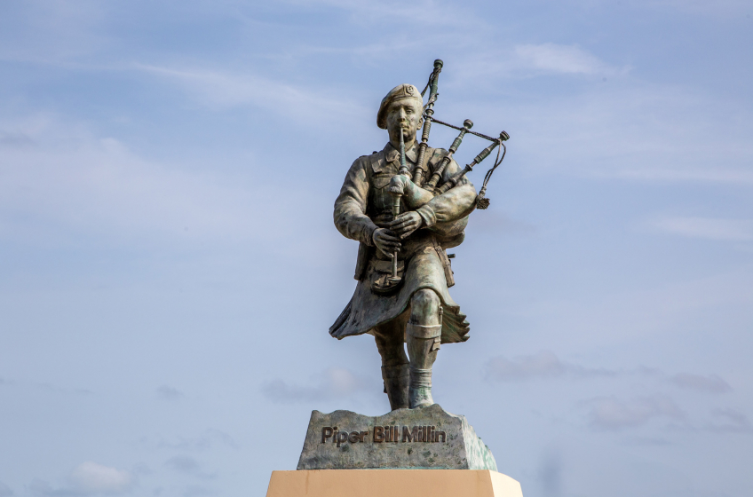 Piper Bill Millin, Sword Beach