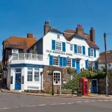 c032b778 7932 4abd 93a3 8dedd06455a5 m