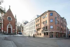 354281844