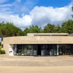 Shutterstock 2528664633