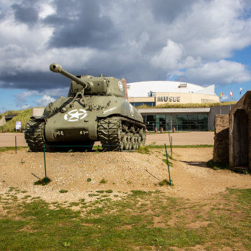 Normandy D-day landing beaches hotels