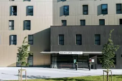 522973631