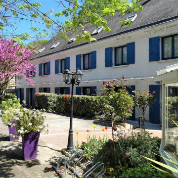 Loire Valley budget hotels