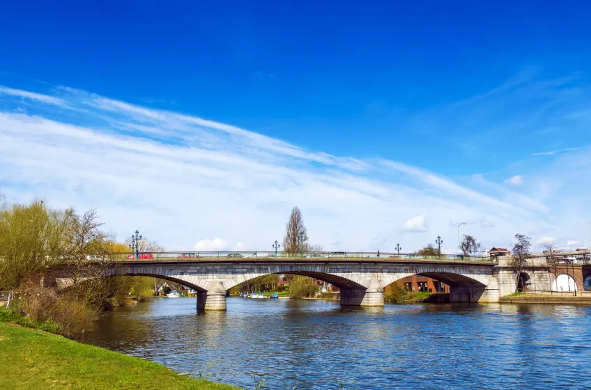 River Thames, Staines