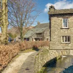 Shutterstock 1091018270