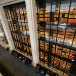 Shutterstock 1909618351