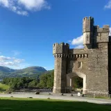 Shutterstock 2324533073