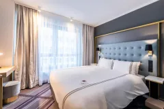 763478371