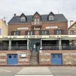 aux trois jean le crotoy