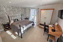 857649952
